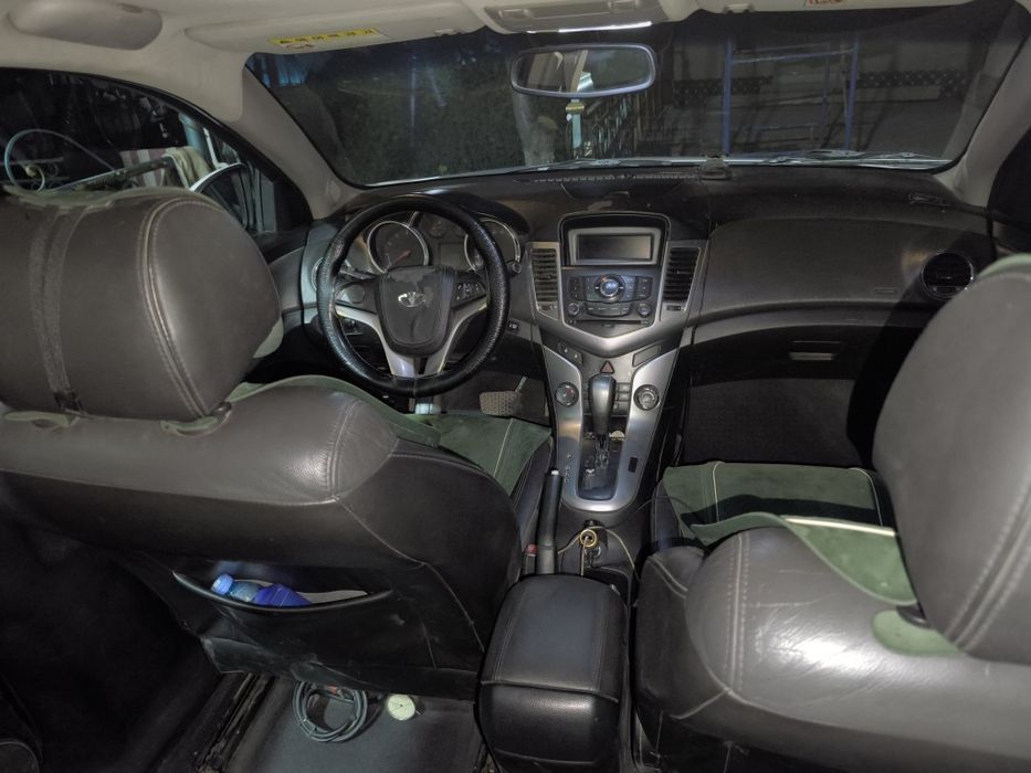 Продам Шевроле Круз