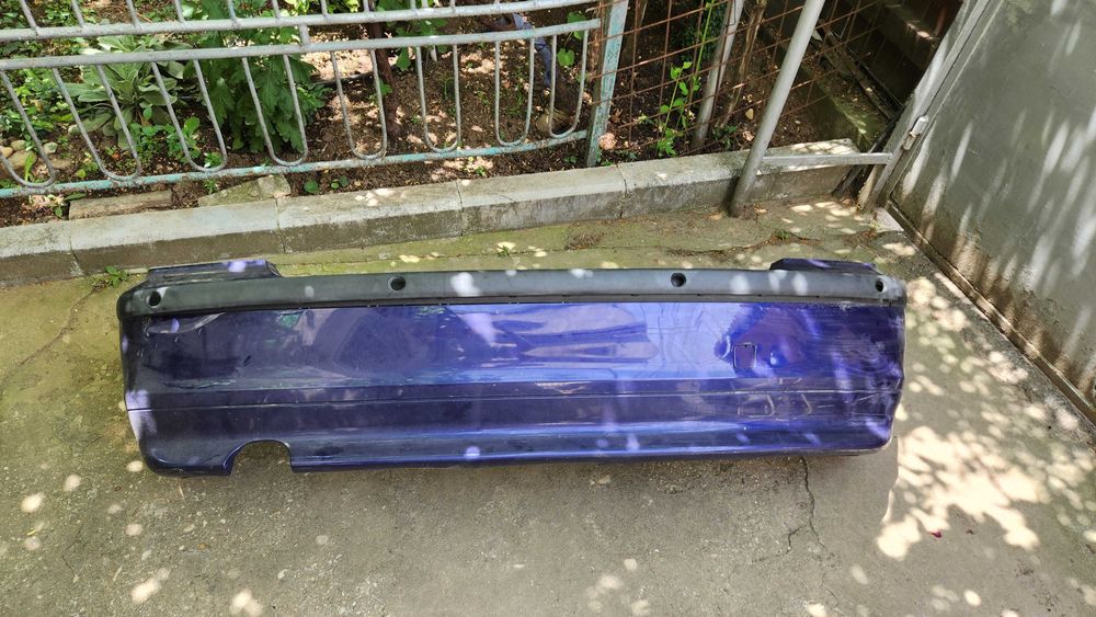 Bara fata spate BMW E46 compact completa cu grile, proiectoare