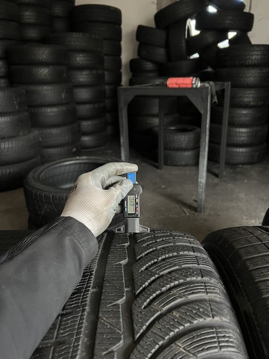 4 anvelope de iarna 245/50/18 michelin runflat!