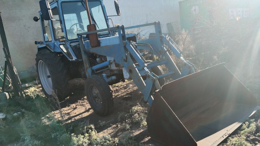 Продам траншеекопатель МТЗ 80