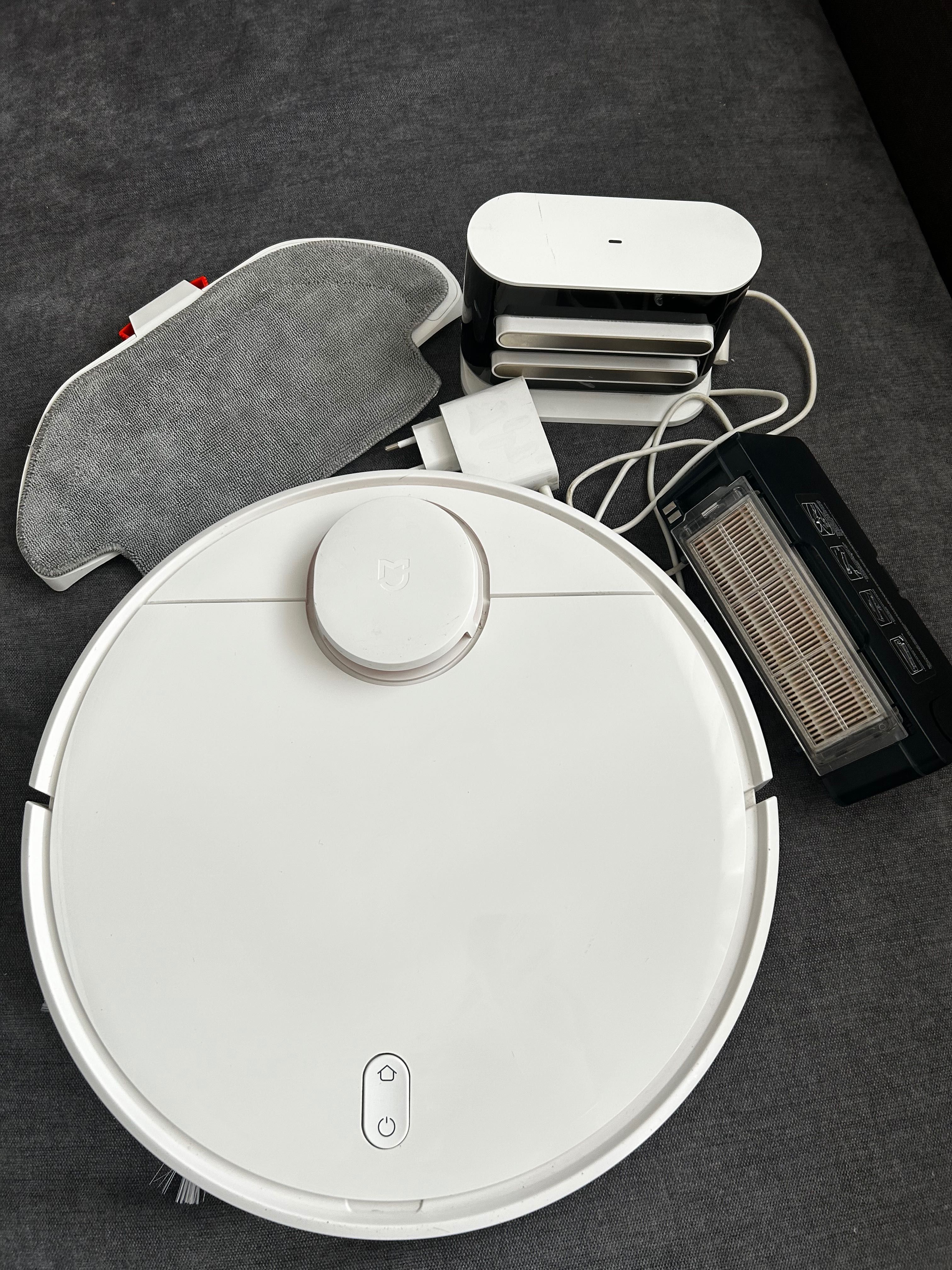 Mi Robot Vacuum-Mop Pro
