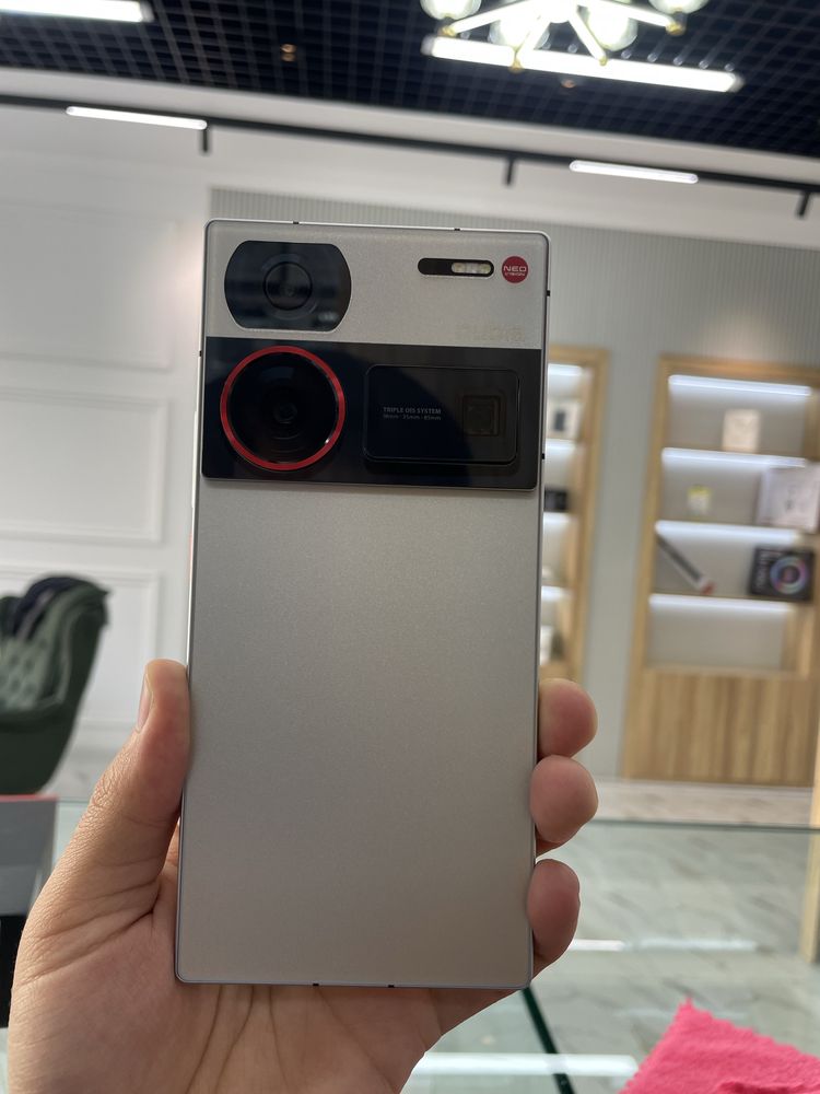 Nubia Z60 Ultra Ishonchli kafolatli