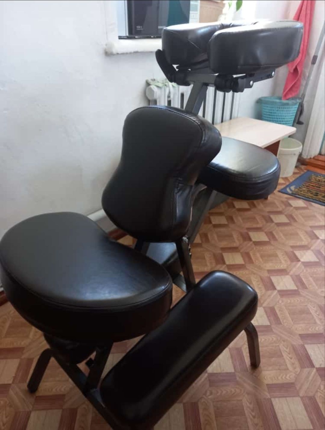 Продам массажный стул