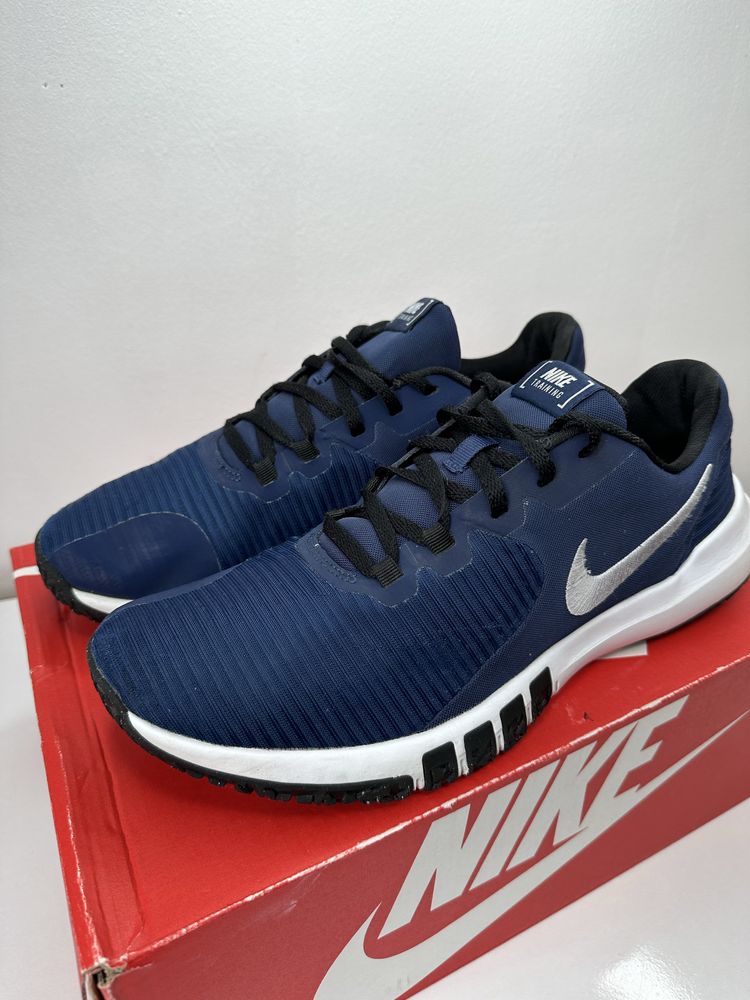 Nike Flex Control (44.5) Маратонки