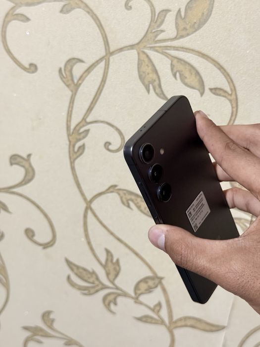 Samsung s24 8/256