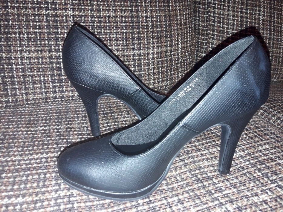 Pantofi