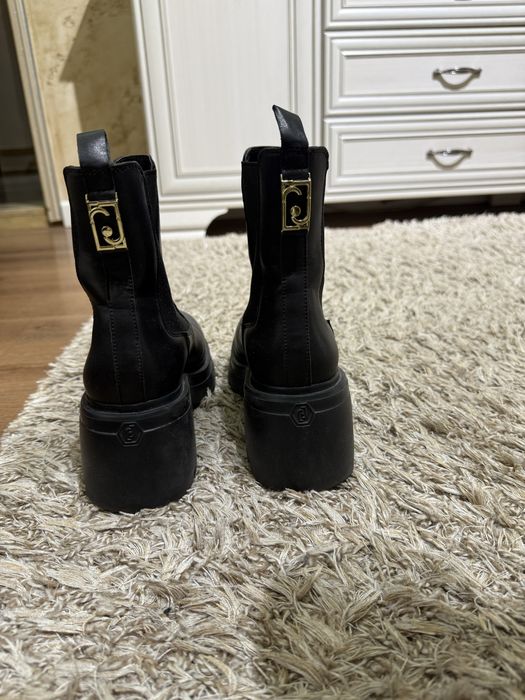 Оригинални боти от естествена кожа Liu Jo