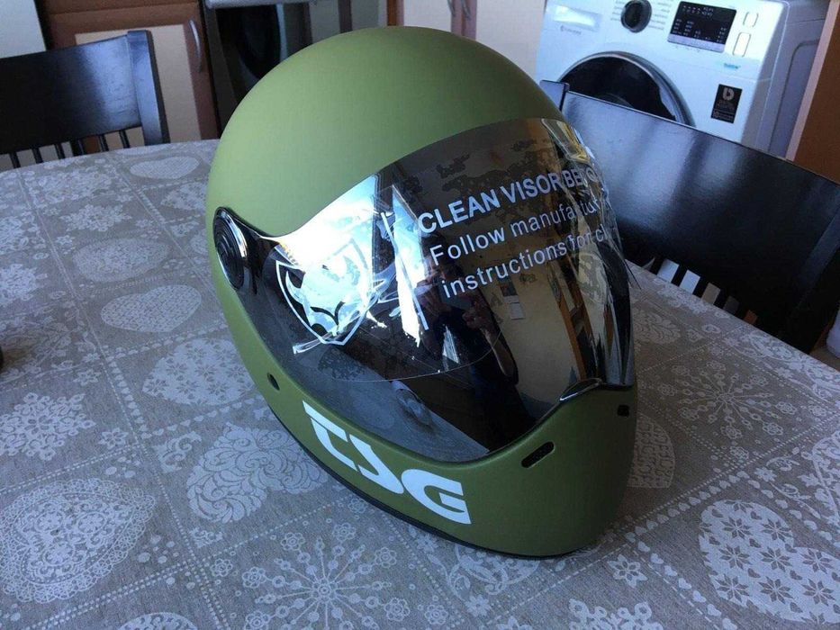 TSG Pass Pro Matt Olive Каска (Размер L)