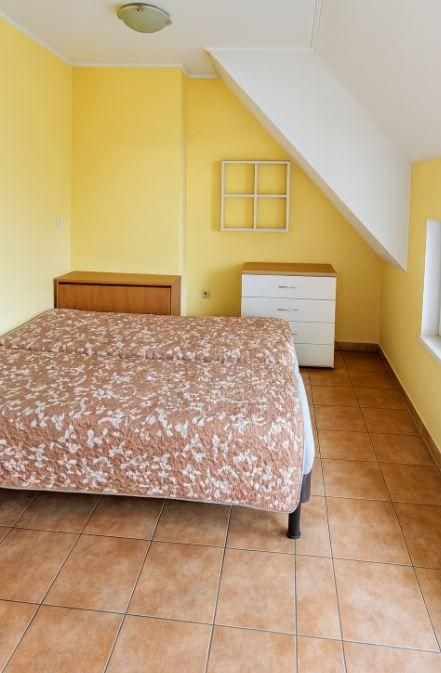 Дава се под наем Двустаен апартамент в Варна, Зимно кино Тракия - 50 кв.м за 425 € - Снимка #1