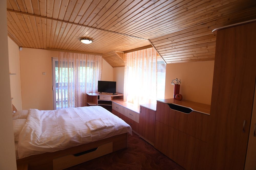 Inchiriez casa la munte