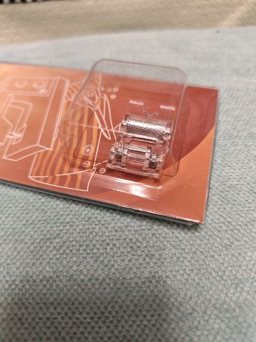 Лампа для швейной машинки