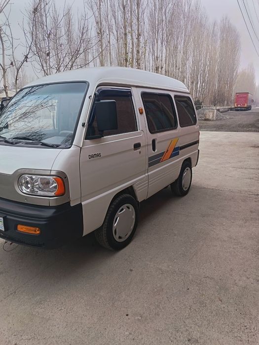 Damas Deluxe Damas 2021