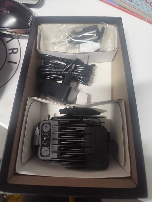 Mașina tuns profesionala jrl