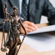 Адвокат по гражданским и уголовным делам