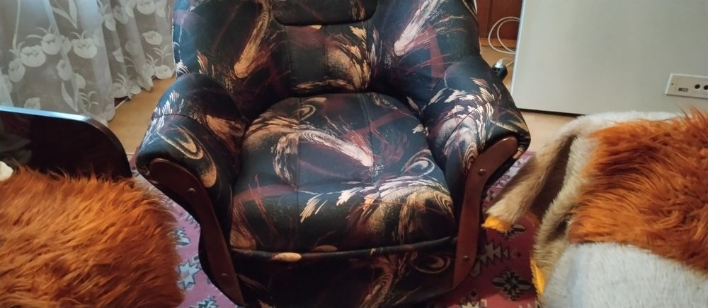 2 фотьола и 2 табуретки