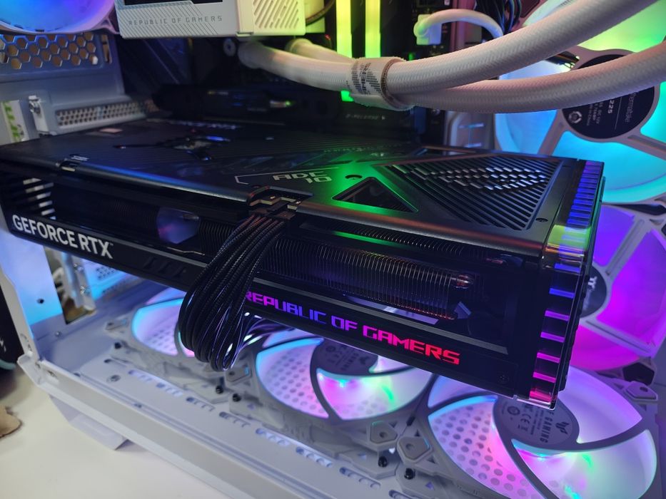 ROG Strix GeForce RTX 4070 Ti SUPER 16GB GDDR6X OC Edition