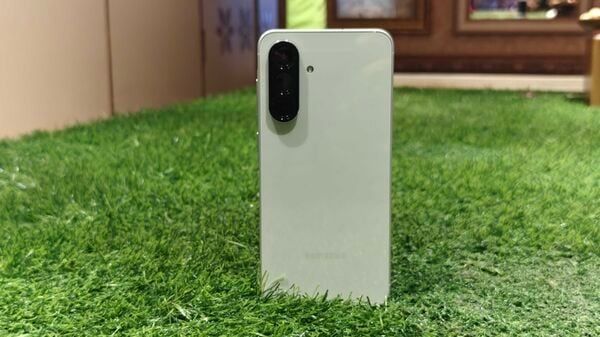 Продам телефон Samsung A56