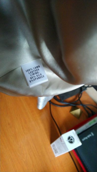 Scurta piele/matase,designer St John , culoare argintie,marime S.