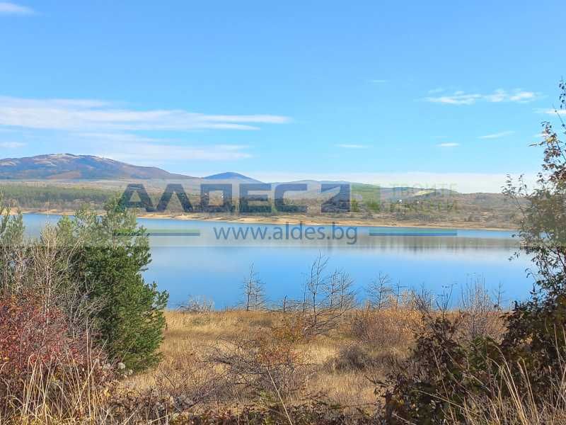 Панорамна вила в с. Кременик до яз. Дяково!