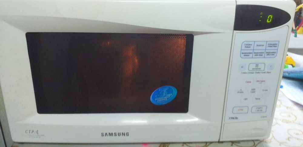Продам микроволновку самсунг