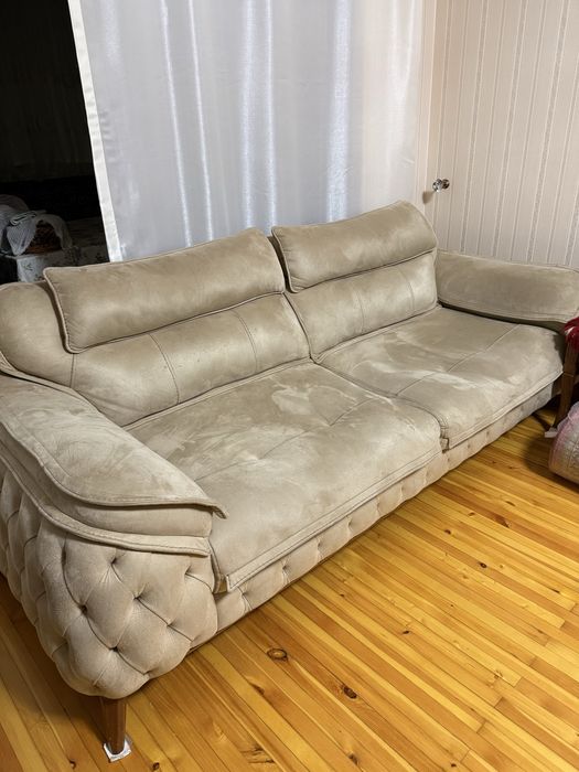 Диван для зала, спинка отпускается (бу)