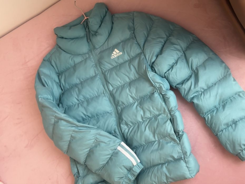 Adidas sportswear зимно яке