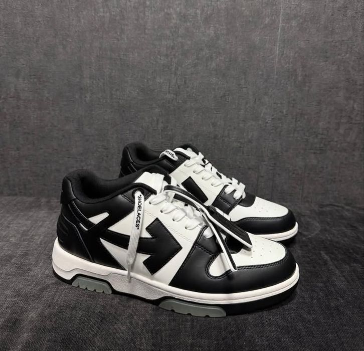 Off White out of office