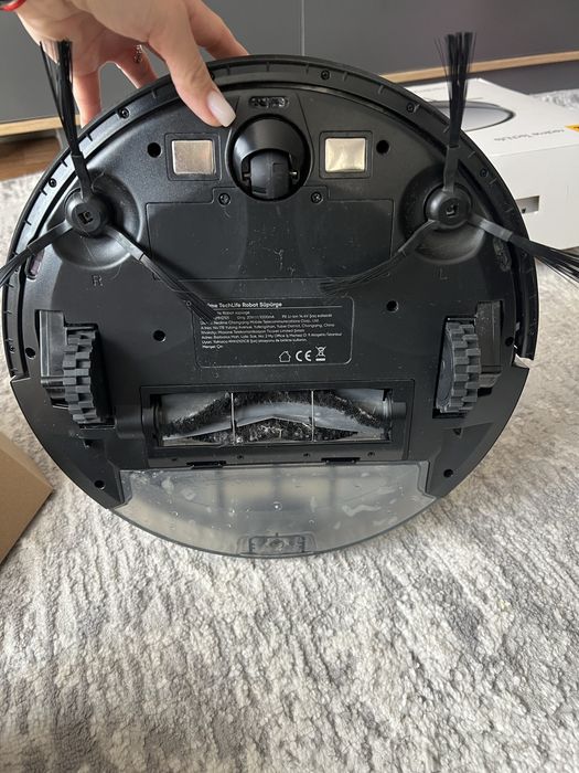 Продам робот пылесос Realme techlife robot vacuum