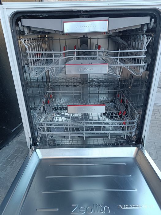 Съдомиялна за цялостно вграждане bosch