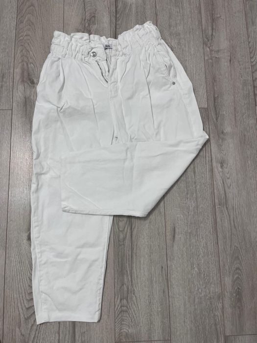 Blugi albi damă ZARA