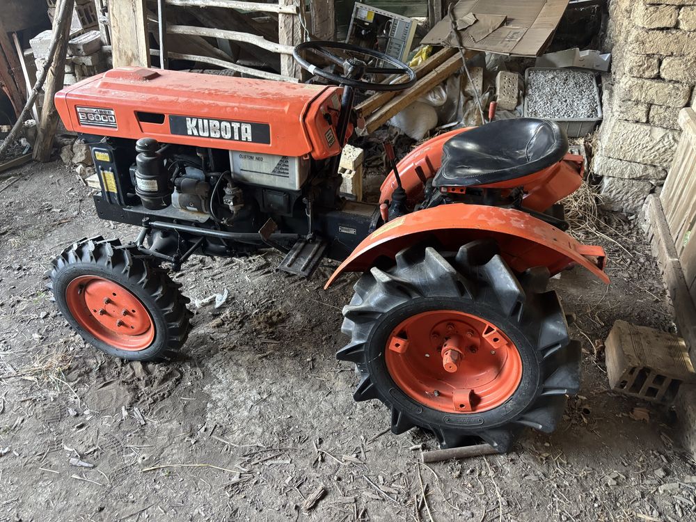 Японски трактор Кубота b6000