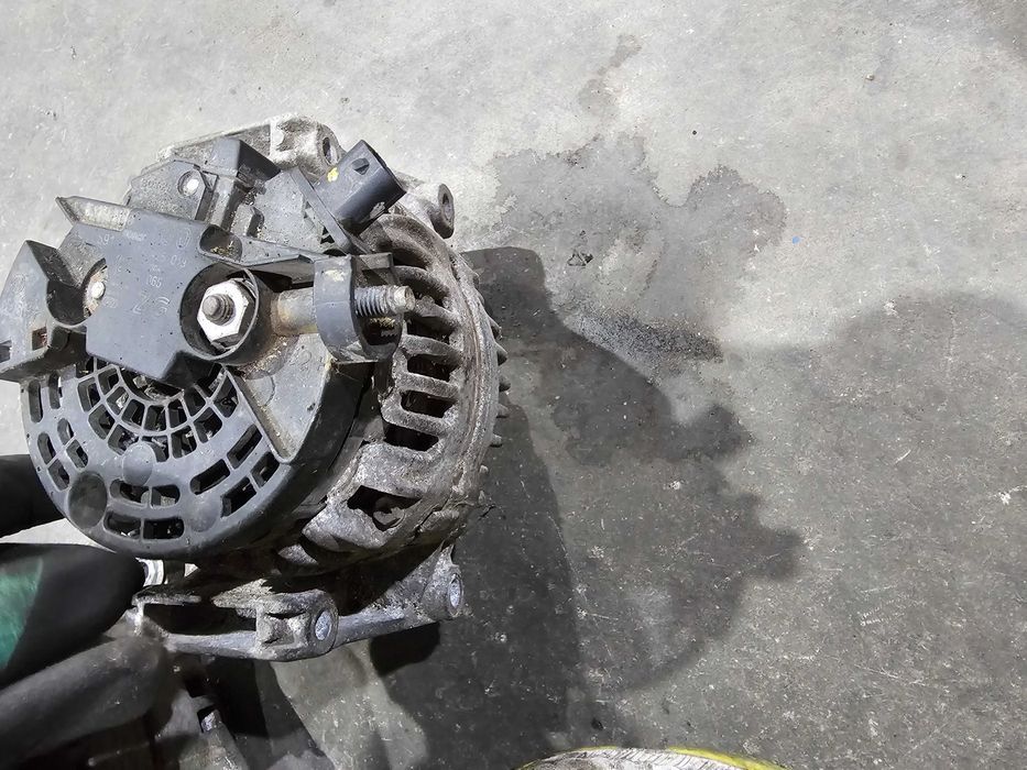Alternator Opel Vectra Signum Astra Bosch 0124425019 benzina 1.8 2.2