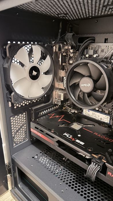 PC AMD Ryzen 5 5500, Sapphire RX7600 8gb, 32GB 3200mhz, 1TB nv2 SSD