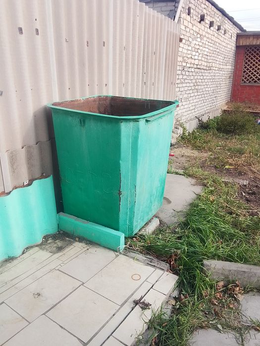 Контейнер для мусора