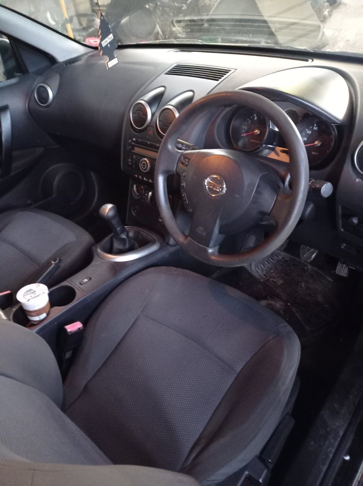 Nisan Qashqai 1.6i 116kc 2008г