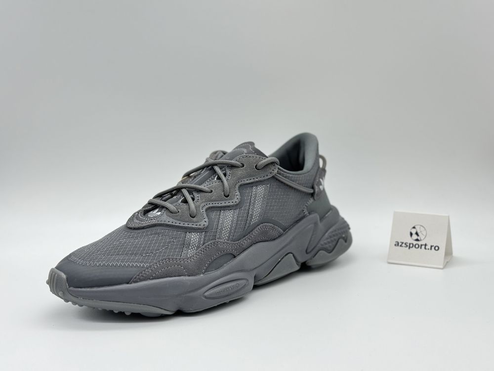 Adidas Ozweego Noi Originali Marimi: 45 1/3; 46; 47 1/3