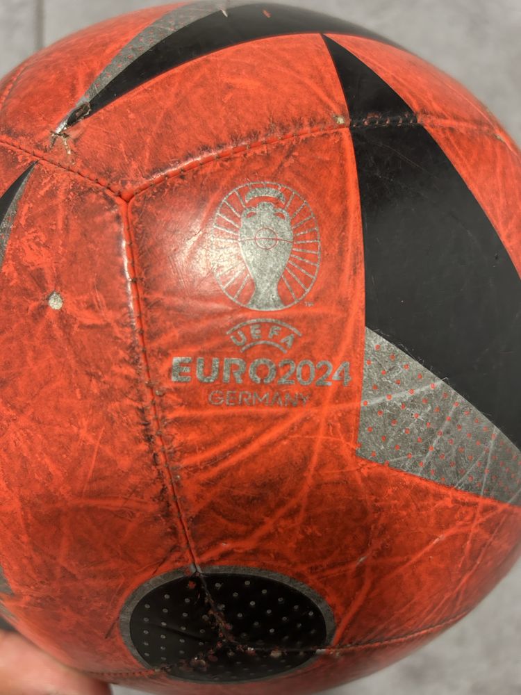 Футболна топка Euro 2024