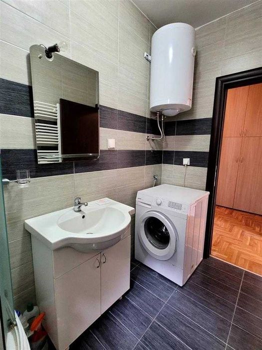 Дава се под наем Двустаен апартамент в Пловдив, Център - 62 кв.м за 362.1 € - Снимка #7