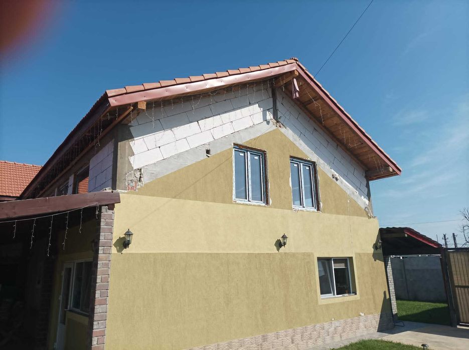 De vanzare Teren cu Casa si Grajd in Vinga.