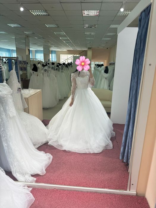 Свадебное платье