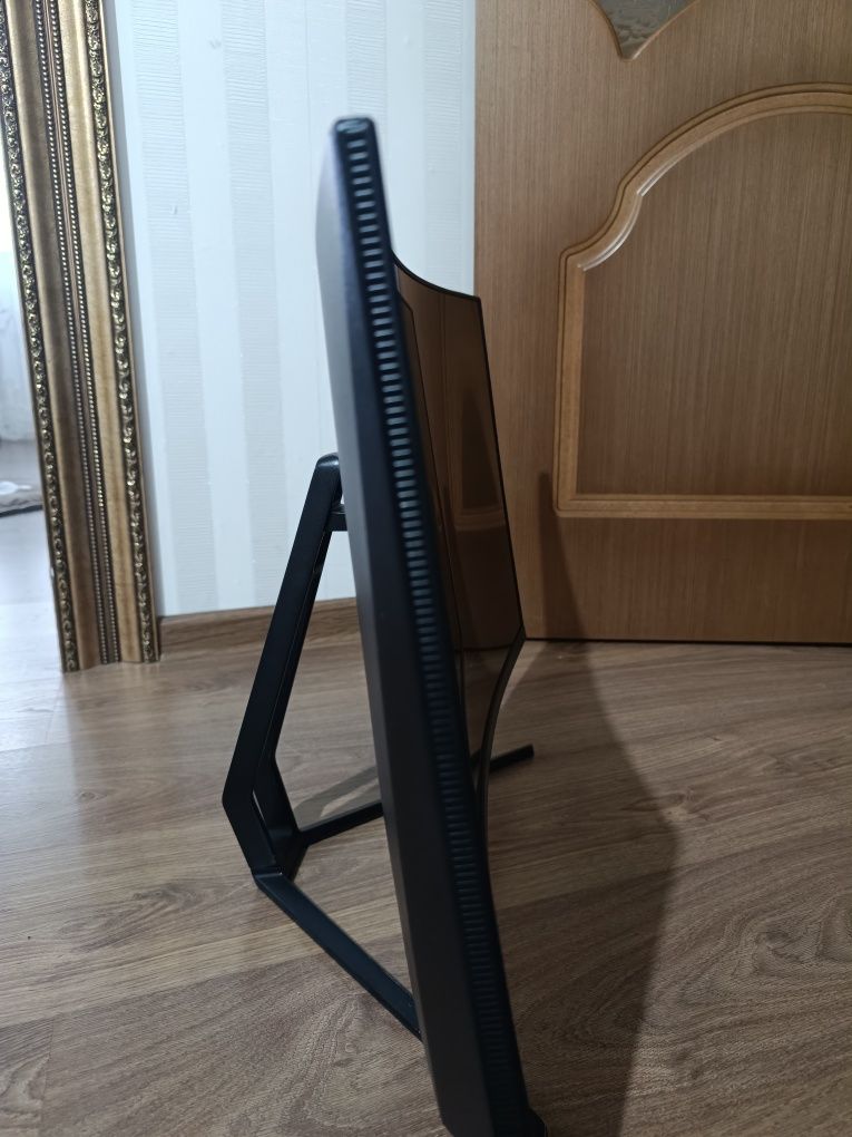Игровой монитор 240hz TITAN ARMY