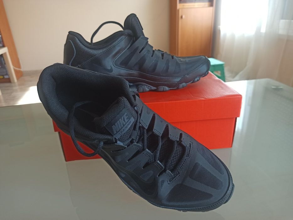 Маратонки Nike Reax 8 TR mesh.