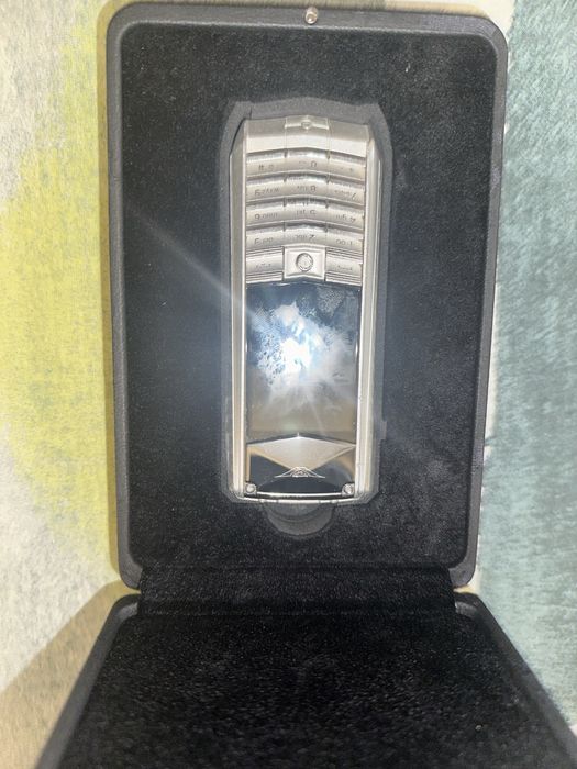 Vertu Ascent  Х с ключ и кутия