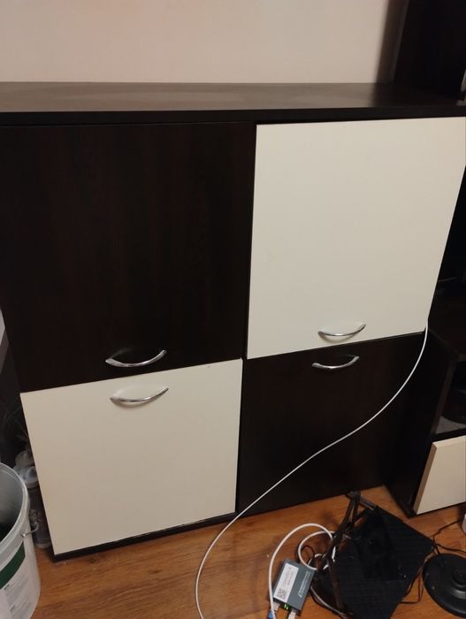 Холна секция – модулна, бяло и черно – 100 лв (гр. София)