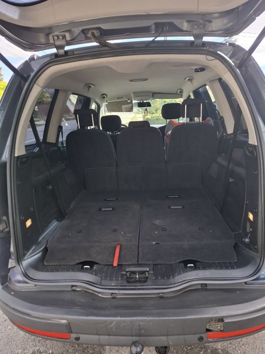 Ford galaxy 2011