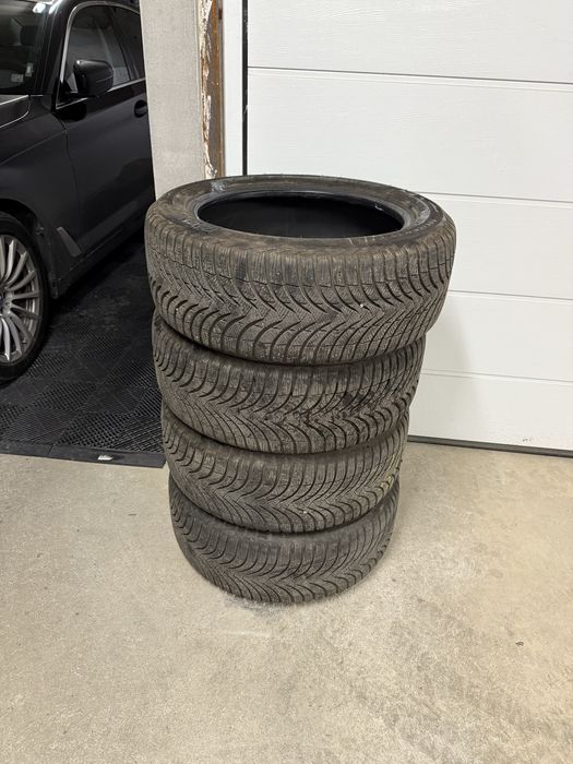 225/50/17 зимни Michelin
