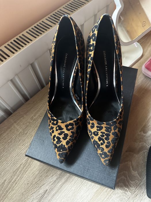 Stiletto animal print ZARA