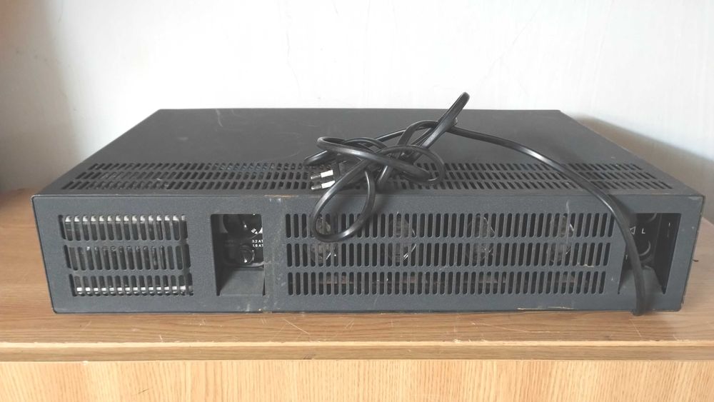 radio amplituner Braun CEV520 pt piese sau restaurare
