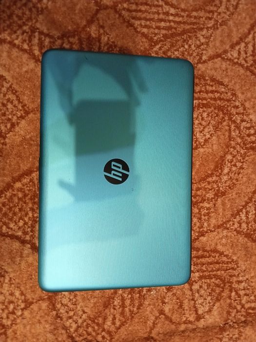 Vând laptop hp in stare ok