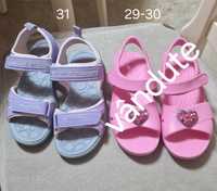 Sandale Crocs si KangaRoos